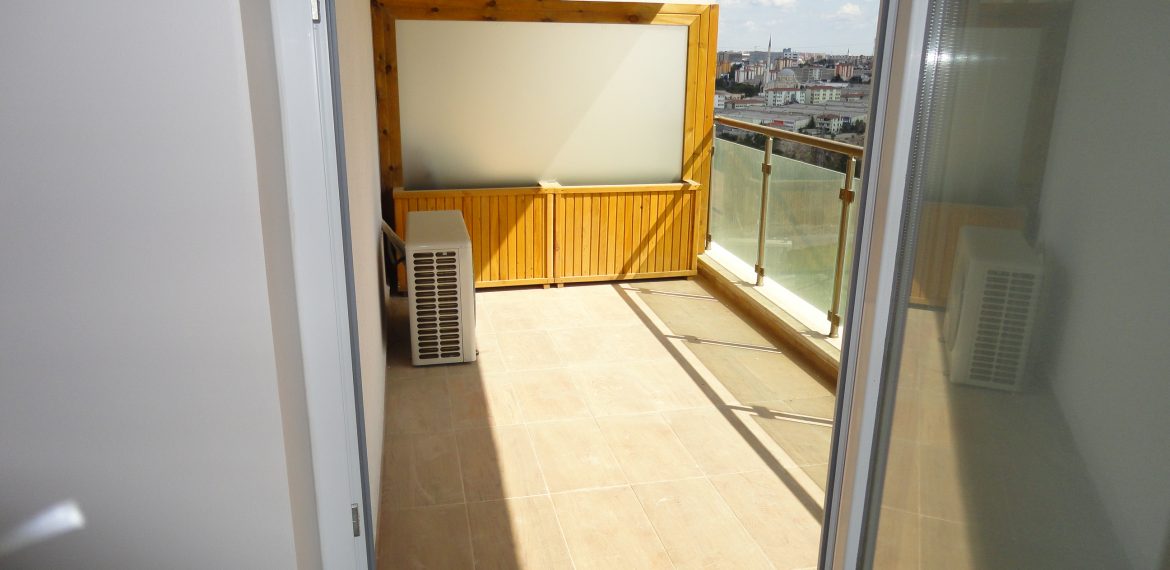 Başakşehir Ağaoğlu My World Europe 1